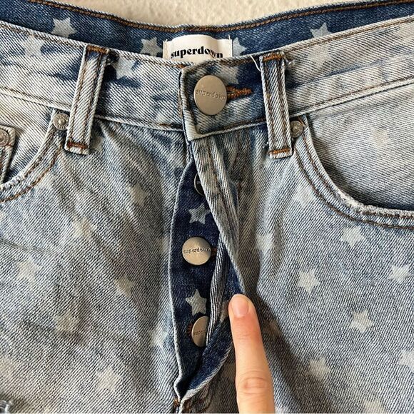 SUPERDOWN Revolve Kenzie Star Print Distressed Denim Jean Shorts High Rise - Picture 4 of 6